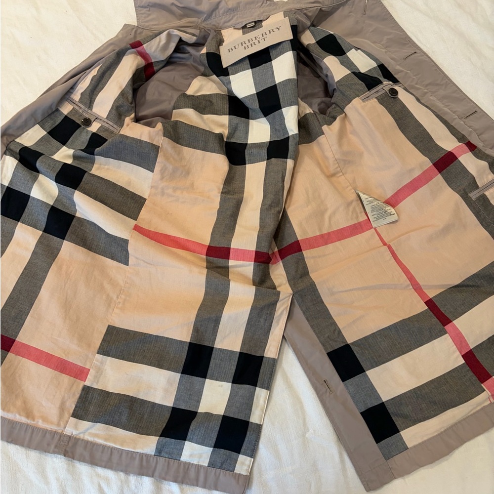 Burberry Men's Beige Trench Coat with Signature Check Lining - Picture 4 of 7